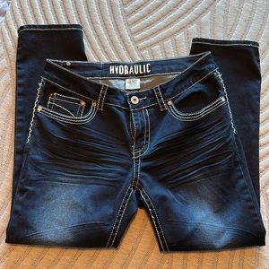 Hydraulic dark ankle jeans